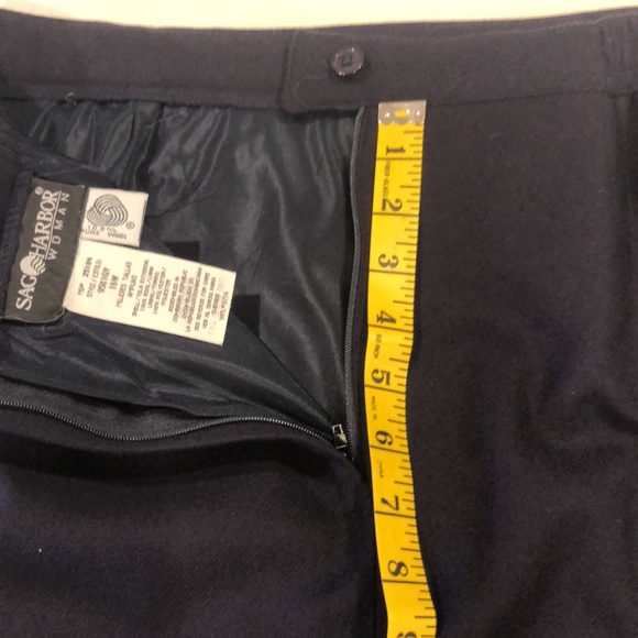 ❤️Vintage Navy wool skirt - Picture 4 of 9